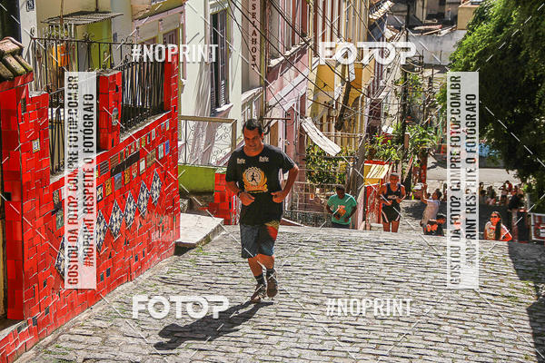 Compre suas fotos do evento4 Treino da Escadaria de Selaron e 4 Corrida KIDS no Fotop