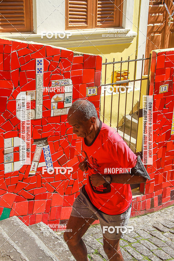 Compre suas fotos do evento4 Treino da Escadaria de Selaron e 4 Corrida KIDS no Fotop