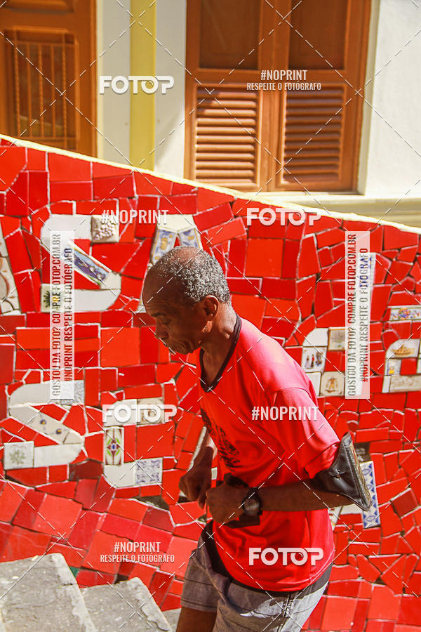 Compre suas fotos do evento4 Treino da Escadaria de Selaron e 4 Corrida KIDS no Fotop