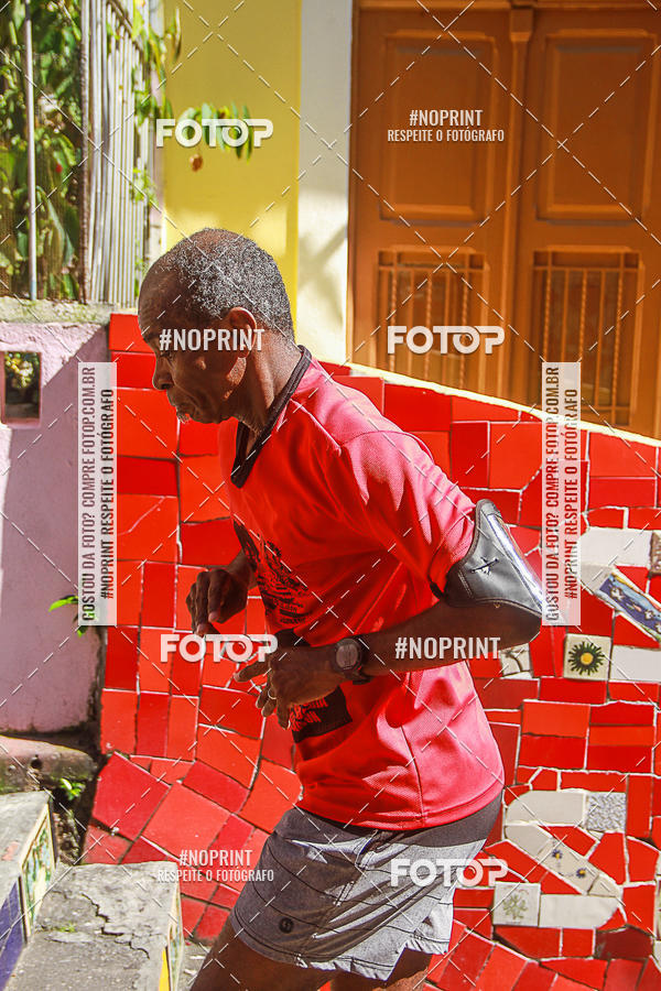 Compre suas fotos do evento4 Treino da Escadaria de Selaron e 4 Corrida KIDS no Fotop