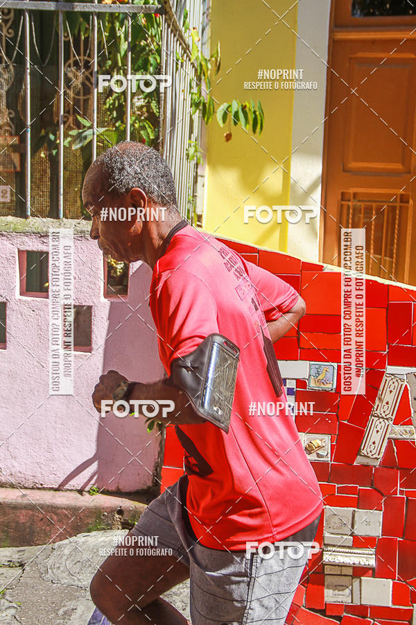 Compre suas fotos do evento4 Treino da Escadaria de Selaron e 4 Corrida KIDS no Fotop