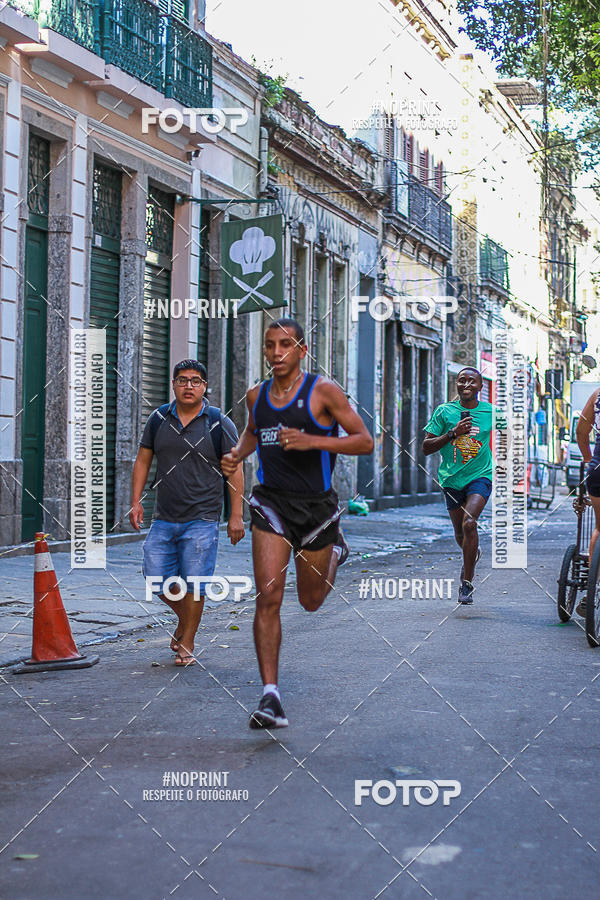 Compre suas fotos do evento4 Treino da Escadaria de Selaron e 4 Corrida KIDS no Fotop
