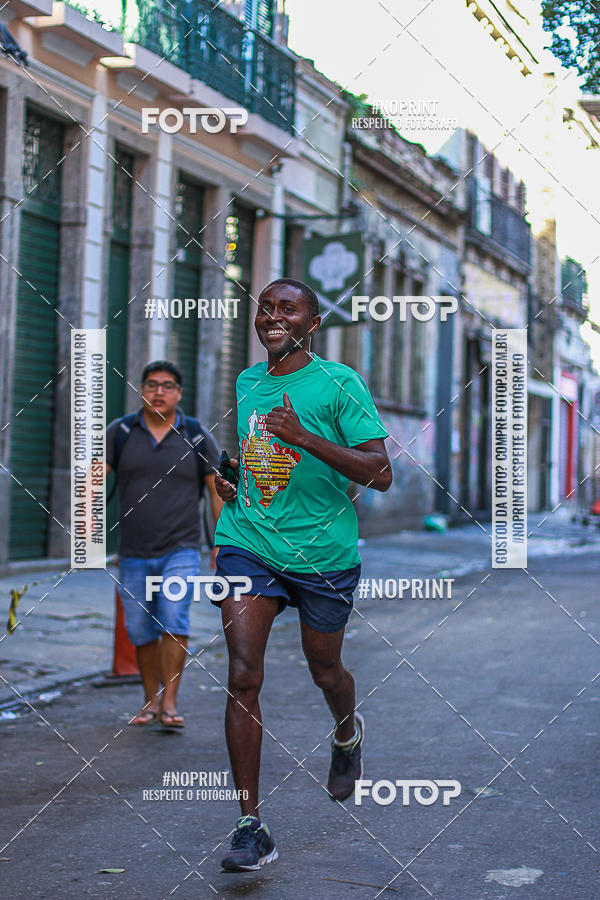 Compre suas fotos do evento4 Treino da Escadaria de Selaron e 4 Corrida KIDS no Fotop