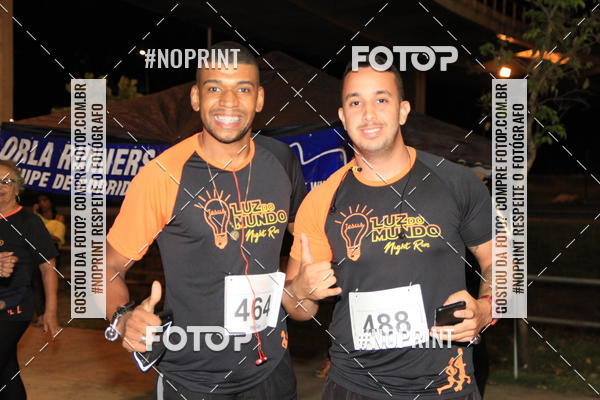 Buy your photos of the eventLuz do Mundo Night Run on Fotop