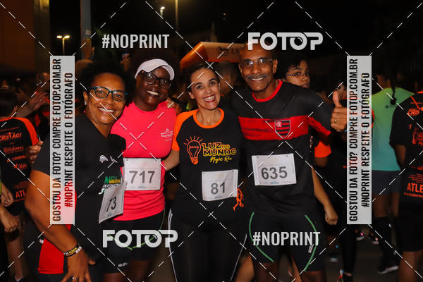 Buy your photos of the eventLuz do Mundo Night Run on Fotop
