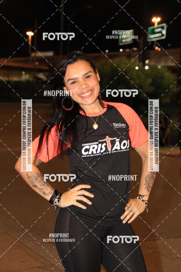 Buy your photos of the eventLuz do Mundo Night Run on Fotop
