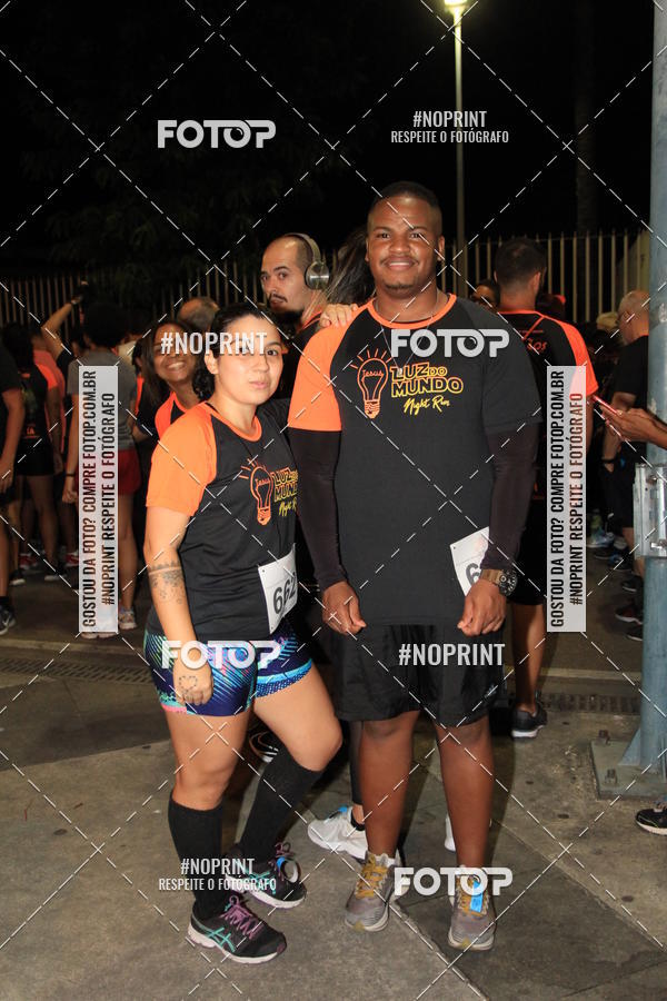 Buy your photos of the eventLuz do Mundo Night Run on Fotop
