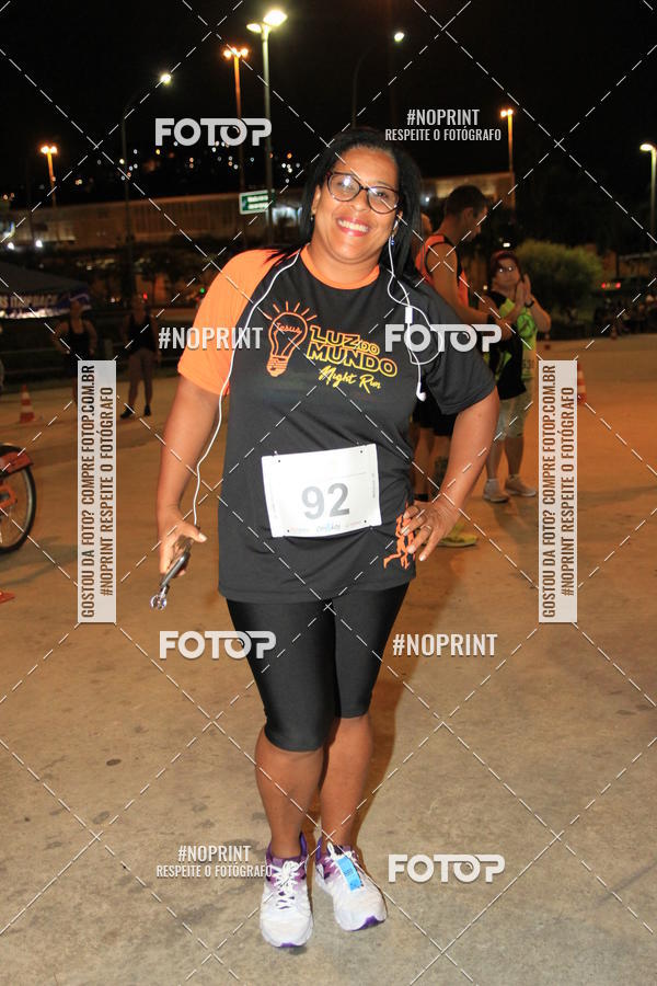 Buy your photos of the eventLuz do Mundo Night Run on Fotop