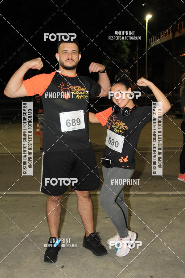 Buy your photos of the eventLuz do Mundo Night Run on Fotop