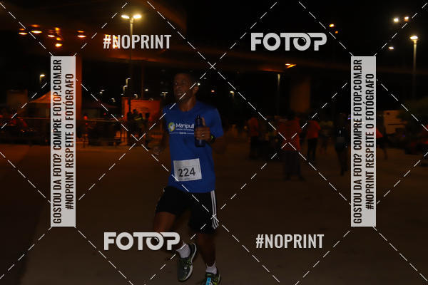Buy your photos of the eventLuz do Mundo Night Run on Fotop
