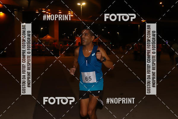 Buy your photos of the eventLuz do Mundo Night Run on Fotop