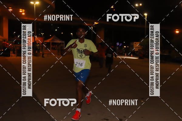 Buy your photos of the eventLuz do Mundo Night Run on Fotop