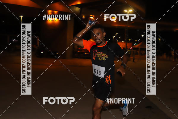 Buy your photos of the eventLuz do Mundo Night Run on Fotop