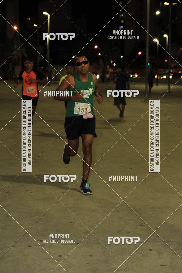 Buy your photos of the eventLuz do Mundo Night Run on Fotop