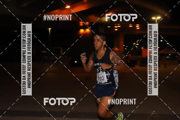 Buy your photos of the eventLuz do Mundo Night Run on Fotop
