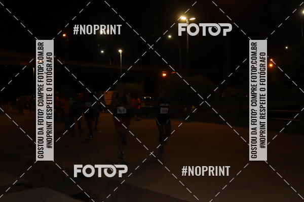 Buy your photos of the eventLuz do Mundo Night Run on Fotop