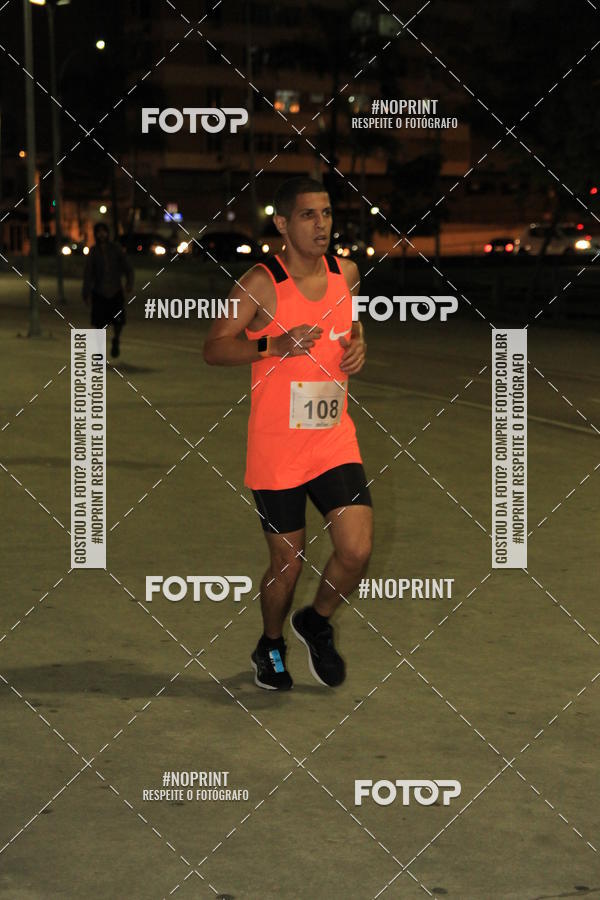 Buy your photos of the eventLuz do Mundo Night Run on Fotop
