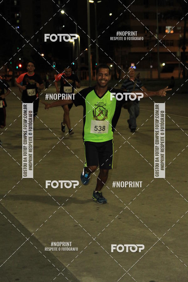 Buy your photos of the eventLuz do Mundo Night Run on Fotop