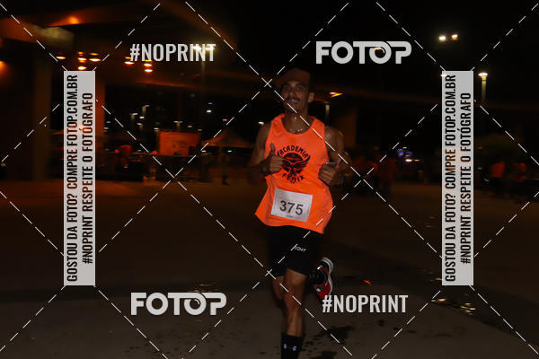 Buy your photos of the eventLuz do Mundo Night Run on Fotop