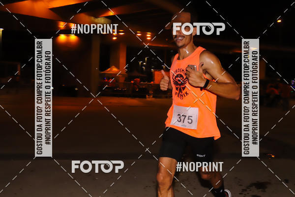 Buy your photos of the eventLuz do Mundo Night Run on Fotop