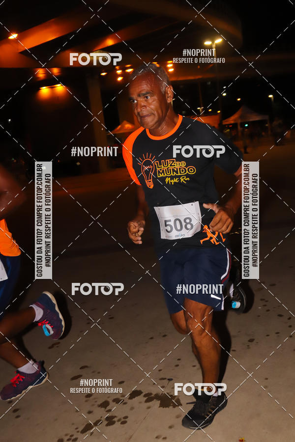 Buy your photos of the eventLuz do Mundo Night Run on Fotop