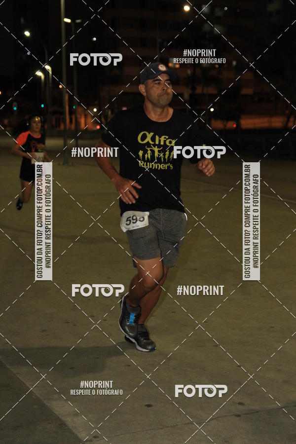 Buy your photos of the eventLuz do Mundo Night Run on Fotop