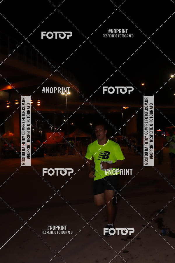 Buy your photos of the eventLuz do Mundo Night Run on Fotop