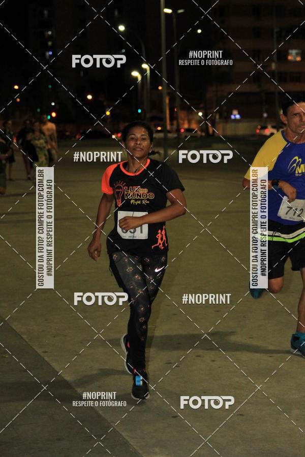 Buy your photos of the eventLuz do Mundo Night Run on Fotop