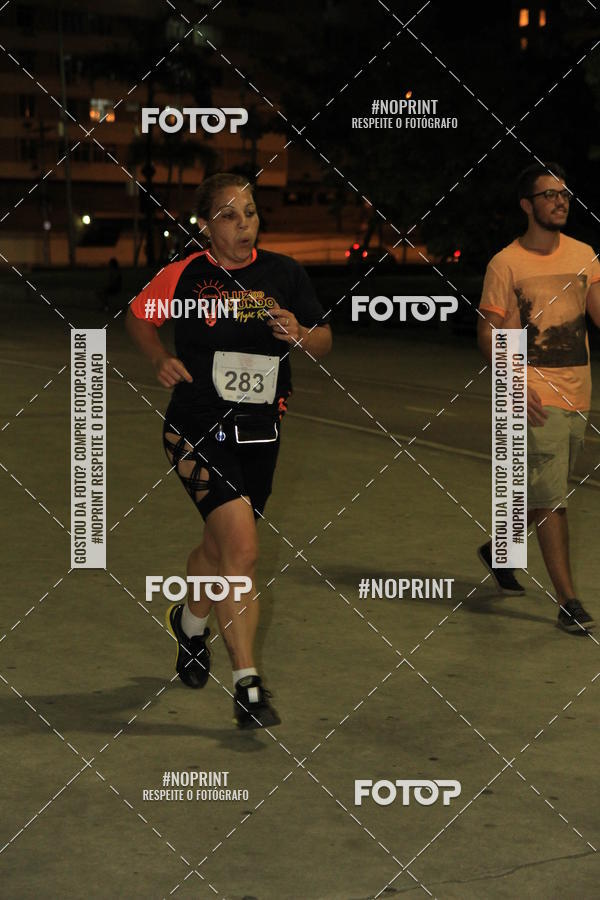 Buy your photos of the eventLuz do Mundo Night Run on Fotop
