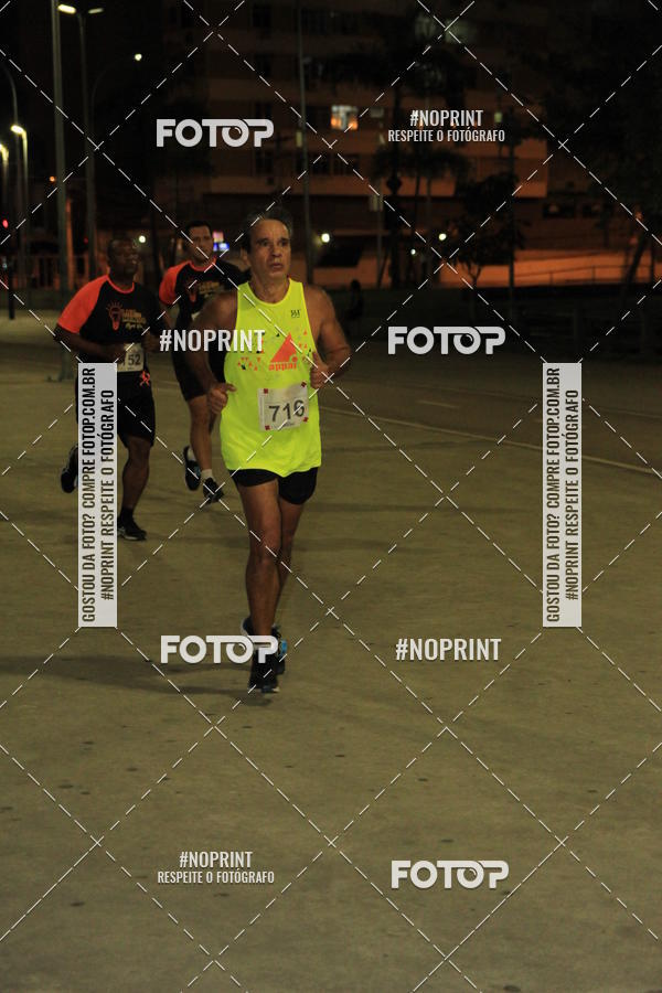 Buy your photos of the eventLuz do Mundo Night Run on Fotop