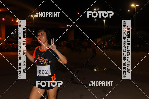 Buy your photos of the eventLuz do Mundo Night Run on Fotop