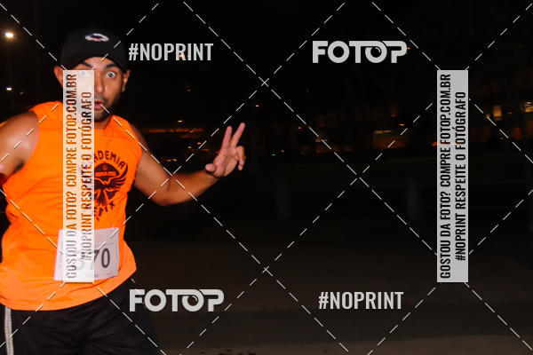 Buy your photos of the eventLuz do Mundo Night Run on Fotop