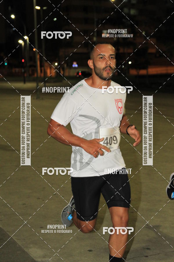Buy your photos of the eventLuz do Mundo Night Run on Fotop