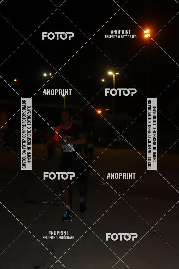 Buy your photos of the eventLuz do Mundo Night Run on Fotop
