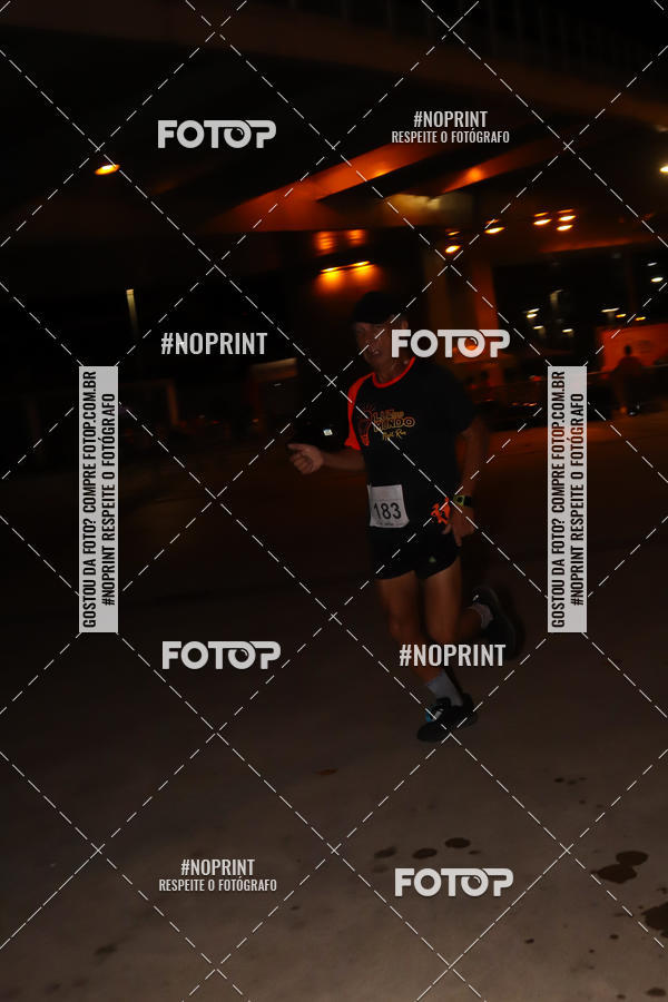 Buy your photos of the eventLuz do Mundo Night Run on Fotop