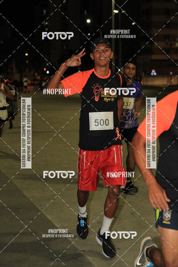 Buy your photos of the eventLuz do Mundo Night Run on Fotop