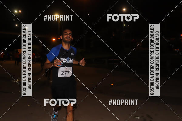 Buy your photos of the eventLuz do Mundo Night Run on Fotop