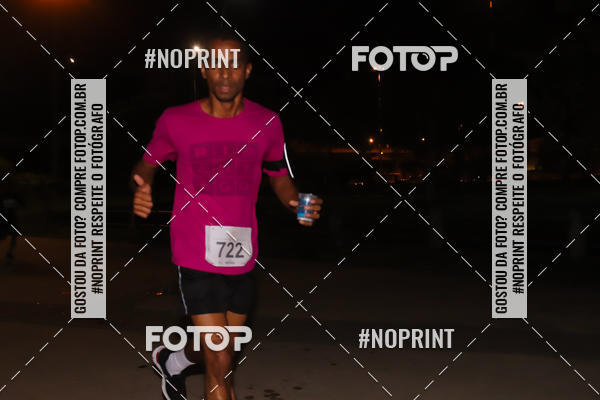 Buy your photos of the eventLuz do Mundo Night Run on Fotop