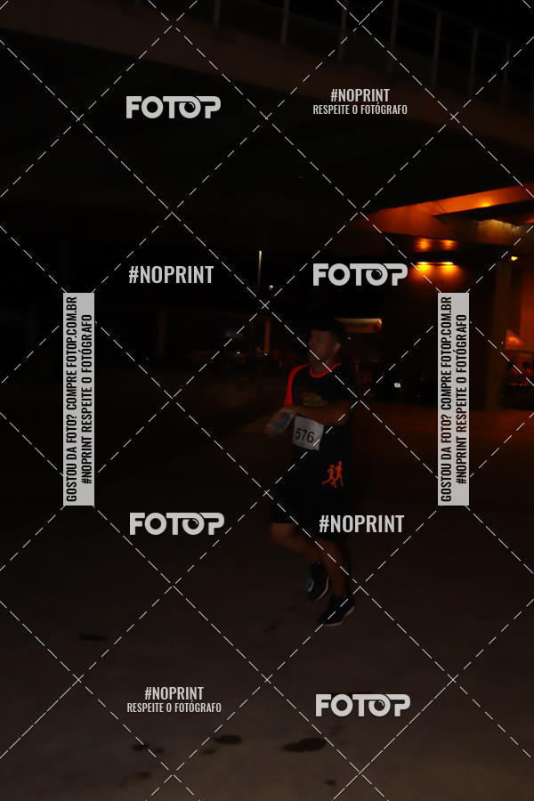 Buy your photos of the eventLuz do Mundo Night Run on Fotop