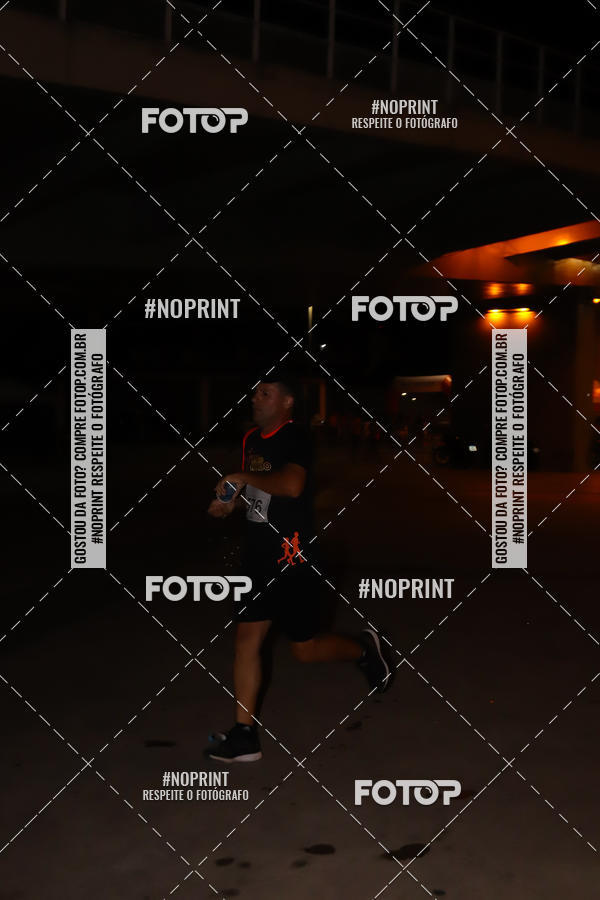 Buy your photos of the eventLuz do Mundo Night Run on Fotop