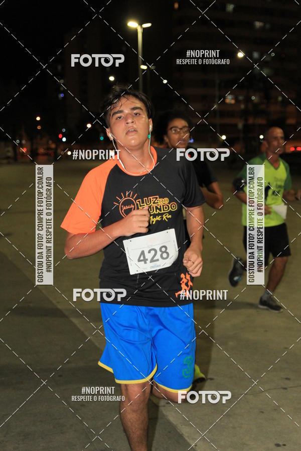 Buy your photos of the eventLuz do Mundo Night Run on Fotop