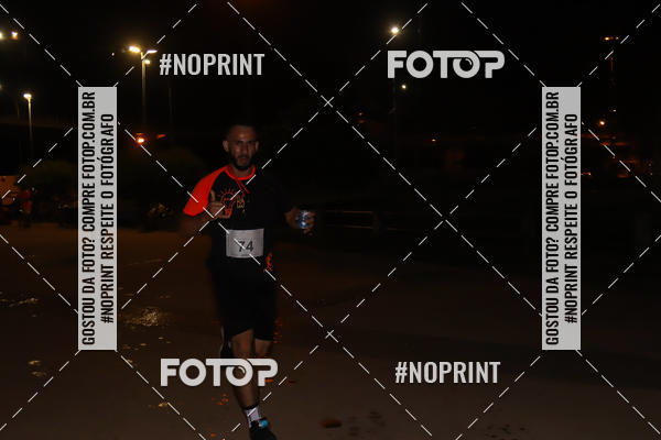 Buy your photos of the eventLuz do Mundo Night Run on Fotop