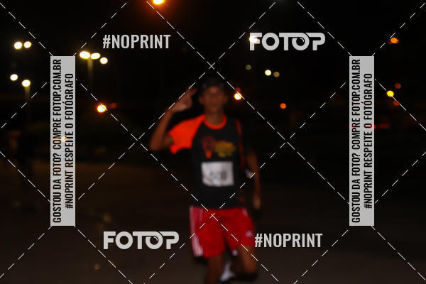 Buy your photos of the eventLuz do Mundo Night Run on Fotop