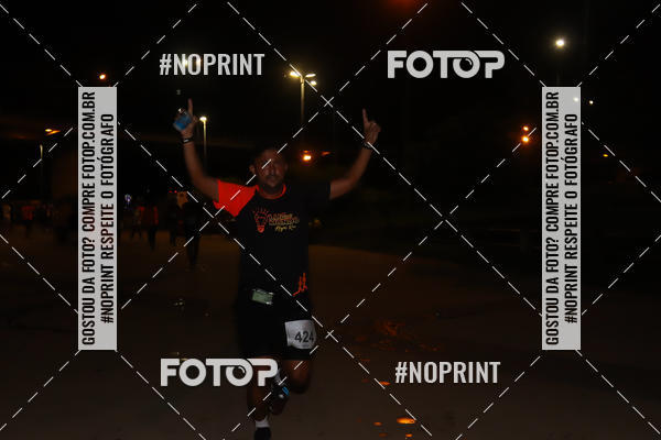 Buy your photos of the eventLuz do Mundo Night Run on Fotop