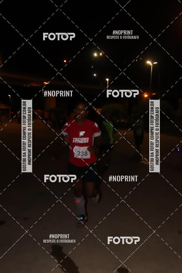 Buy your photos of the eventLuz do Mundo Night Run on Fotop