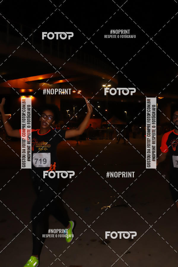 Buy your photos of the eventLuz do Mundo Night Run on Fotop