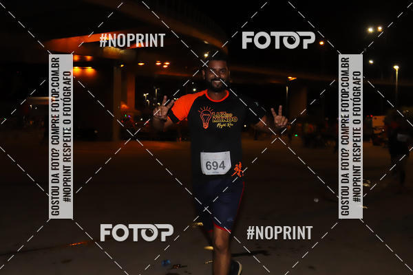 Buy your photos of the eventLuz do Mundo Night Run on Fotop
