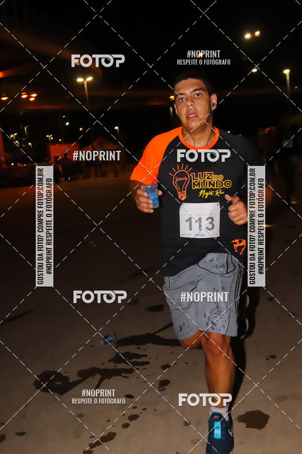 Buy your photos of the eventLuz do Mundo Night Run on Fotop