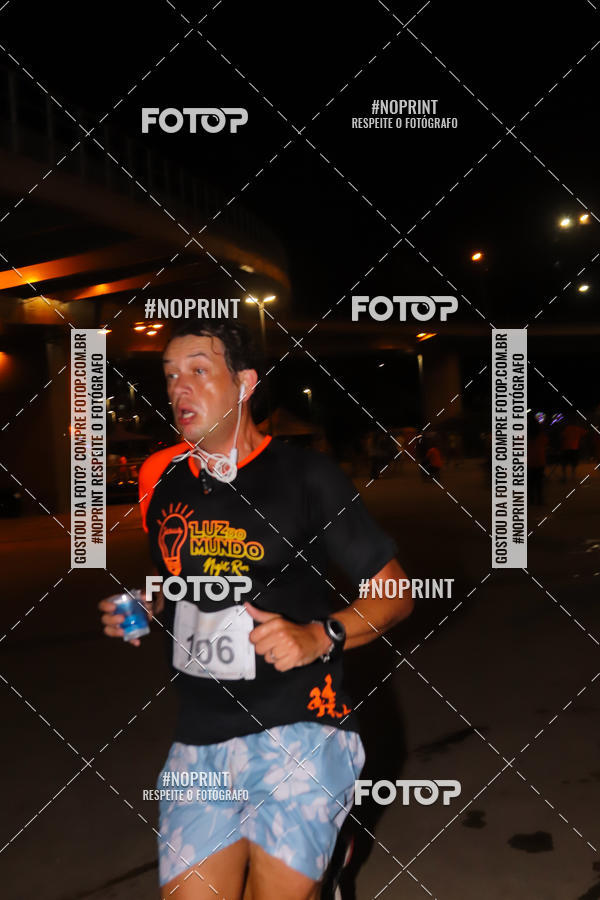 Buy your photos of the eventLuz do Mundo Night Run on Fotop
