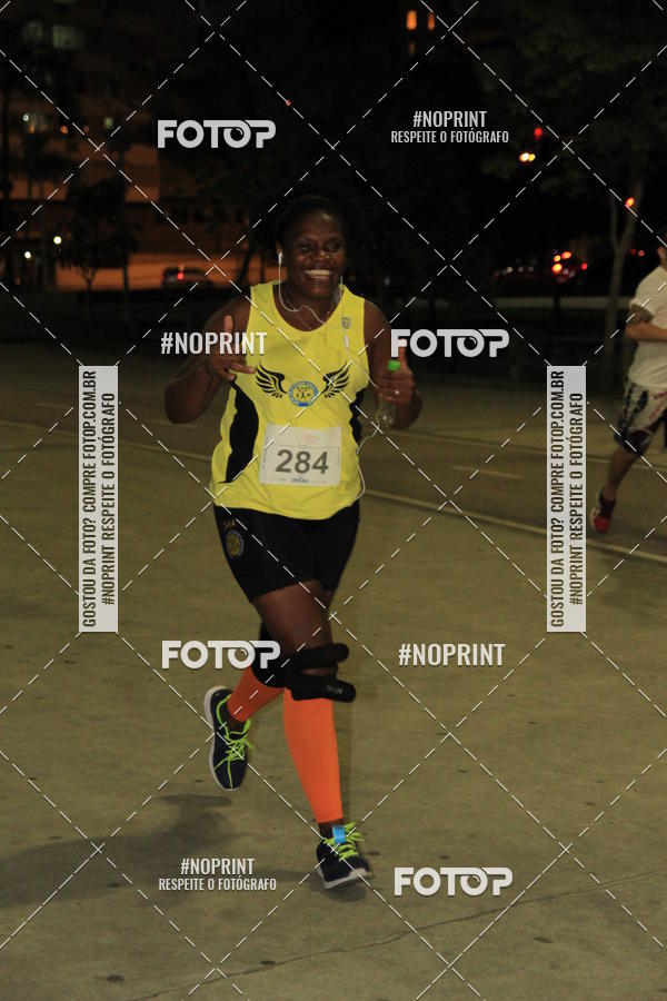 Buy your photos of the eventLuz do Mundo Night Run on Fotop